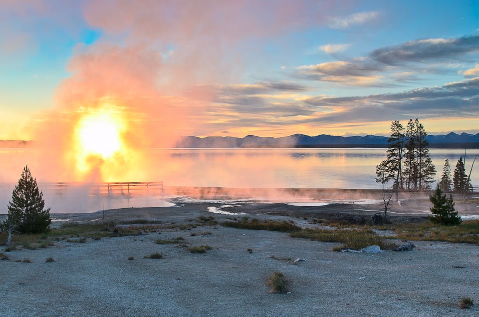 Yellowstone Geyser Sunrise Yelowstone Geyser Sunrise