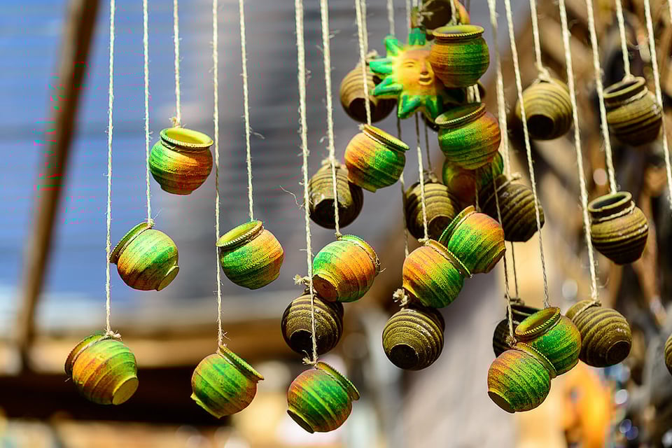 Pots hanging on ropes Pots hanging on ropes