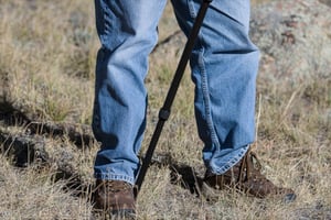 Monopod braced against instep