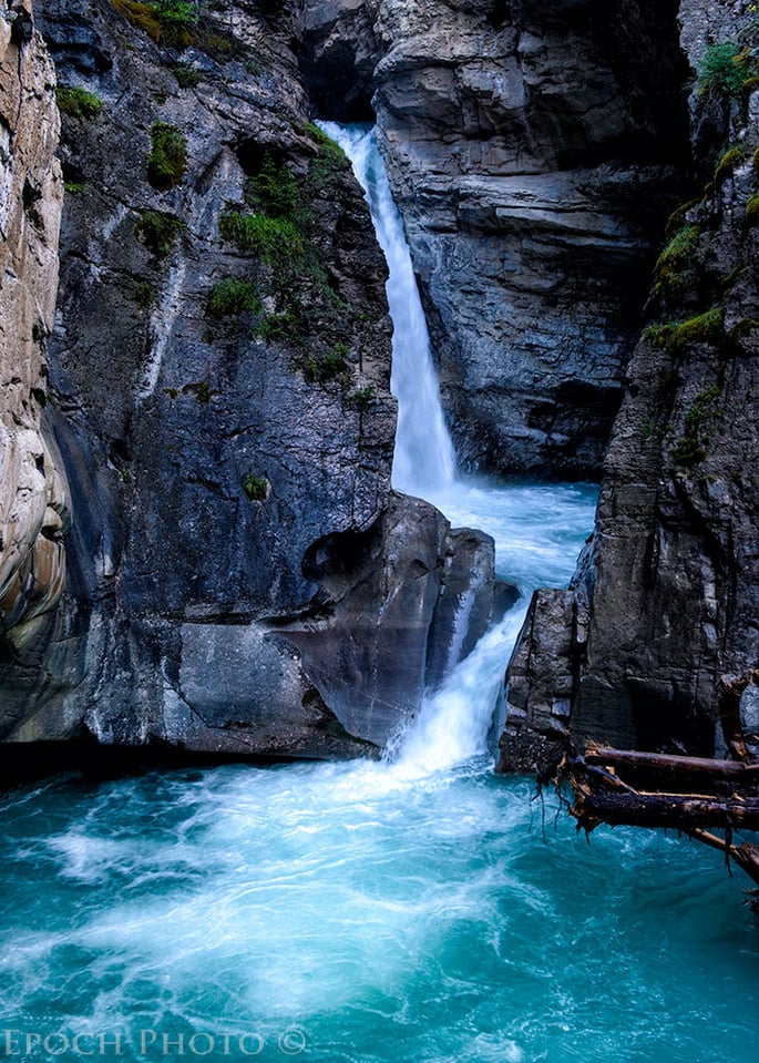 Johnston_Canyon_Lower_Falls