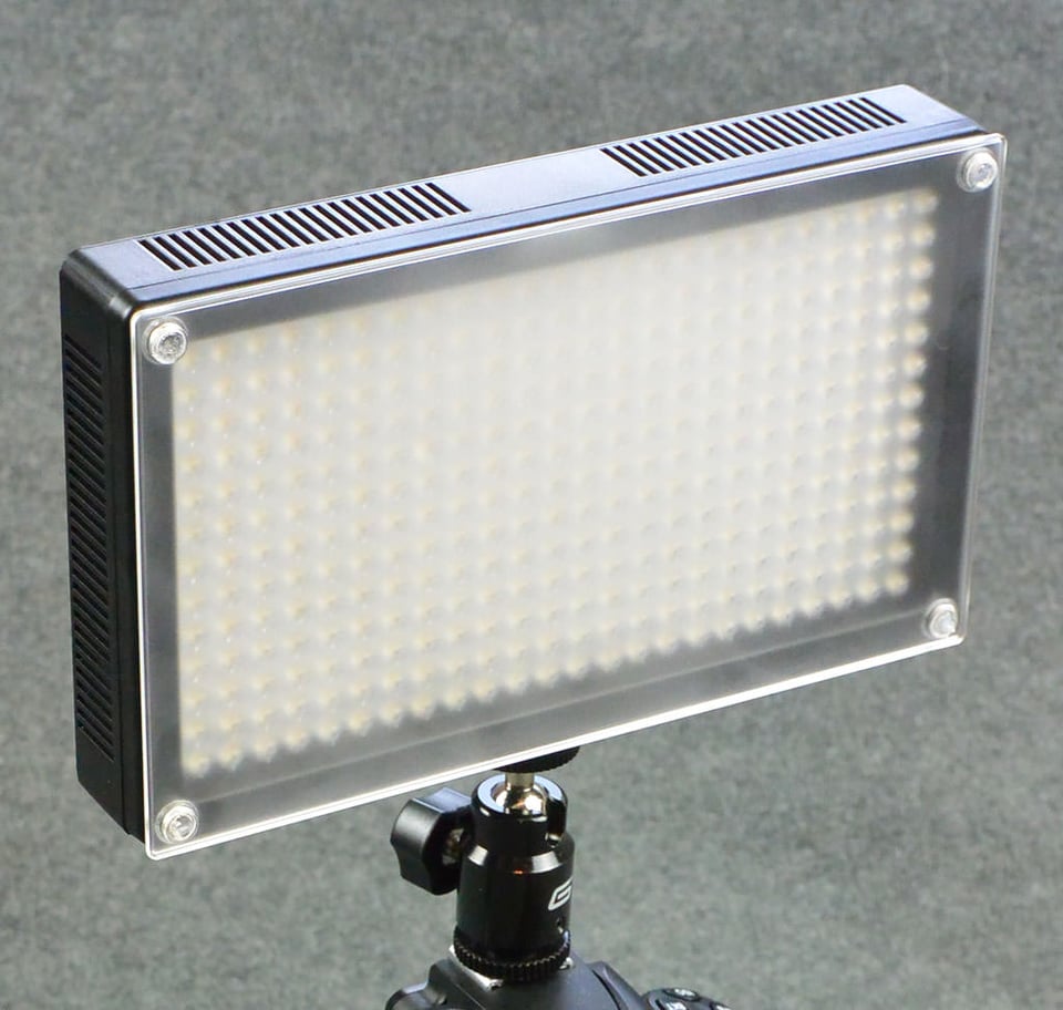 Genaray LED 7100T (1)