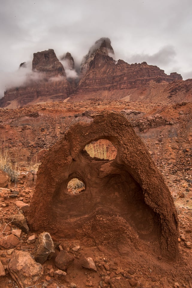 Verm-double-arch-Vermillion-Cliffs-6112-2