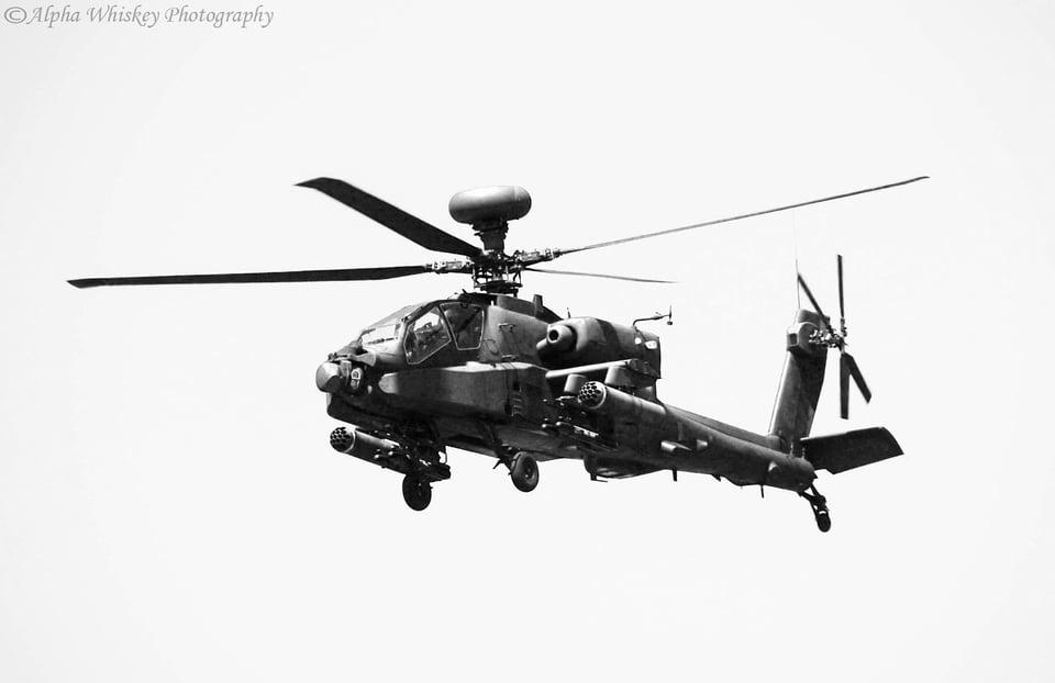 10 Apache Gunship