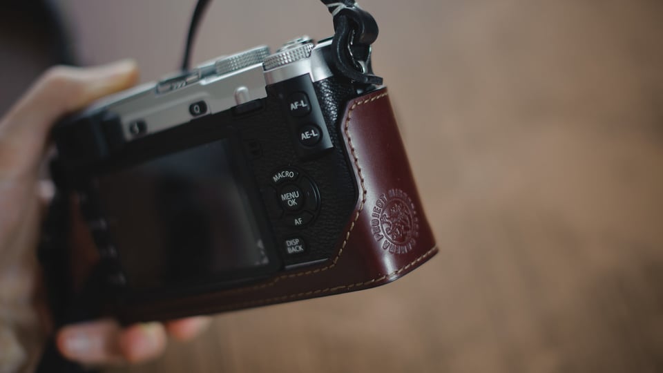 Gariz Leather Half-Case for Fujifilm X-E1-5