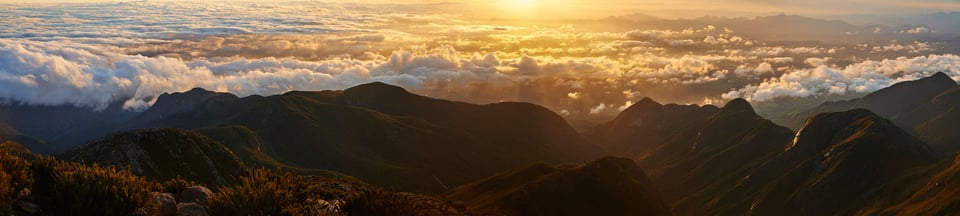 Sunrise on Pico da Bandeira