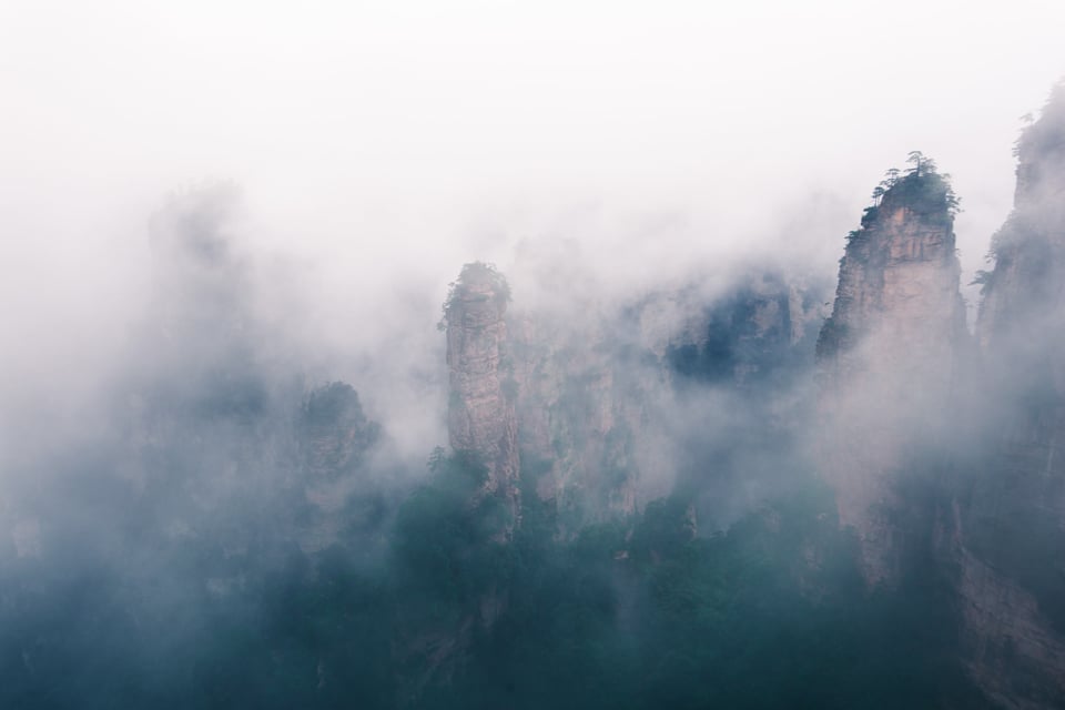 17-Zhangjiajie Mist