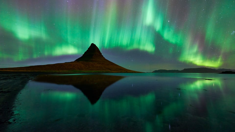 How to Photograph the Northern Lights