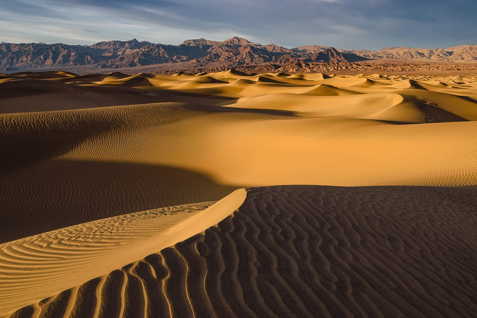 This photo was taken with the Tokina 16-28mm f/2.8 Opera. It shows the Mesquite Sand Dunes in Death Valley National Park.