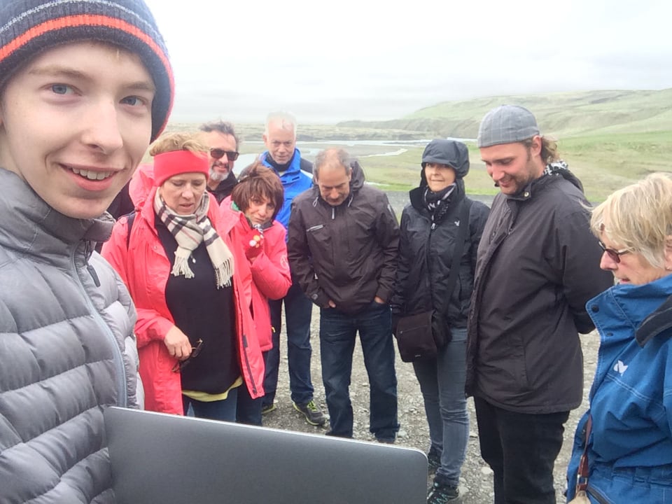 Iceland crowd