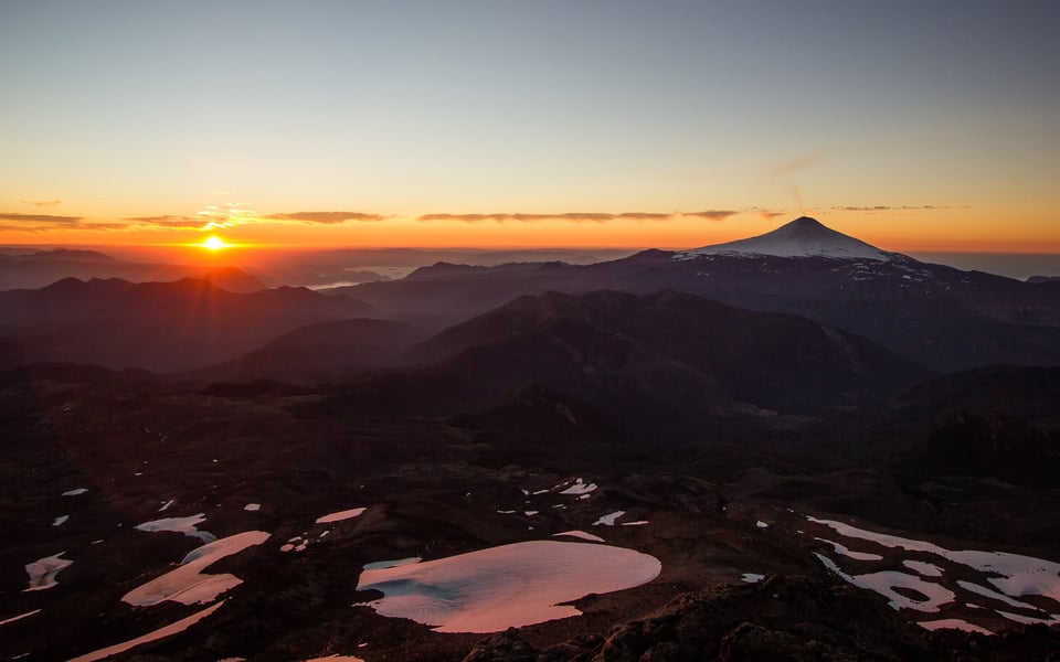 Volcano-Villarrica-sunset