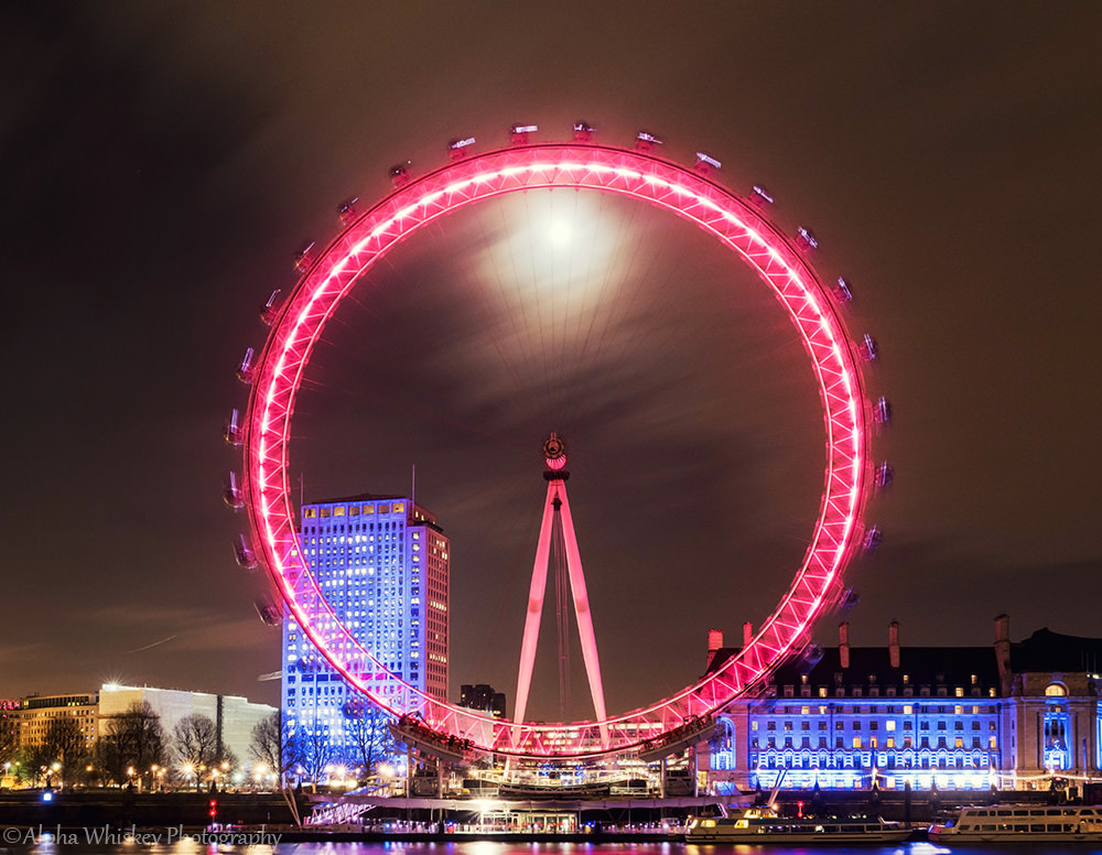 Moon In The London Eye.