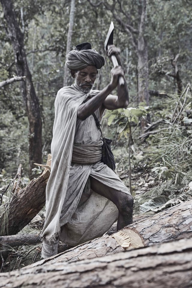 Nomadic Hunters-Gatherers of Himalayas (9)