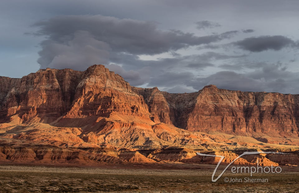 Verm-cloud-eruption-Vermilion-Cliffs-6031