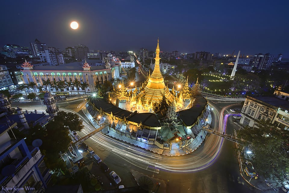 4. Kyaw-Kyaw-Winn_Sule-Pagoda-Yangon-Myanmar