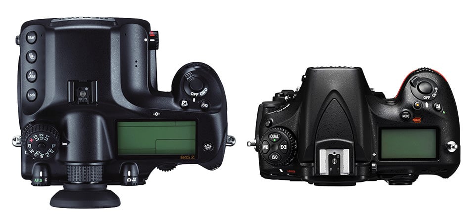 Pentax 645Z vs Nikon D810 Top