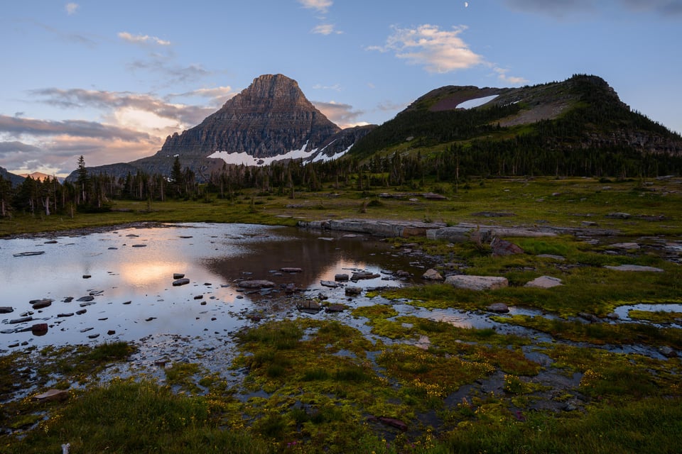 Chaotic landscape photo with bad composition