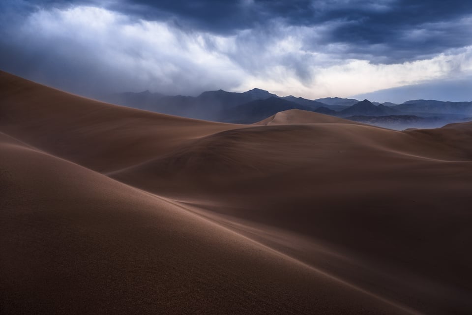 A photo of a stormy sand dunes - how aperture affects photos