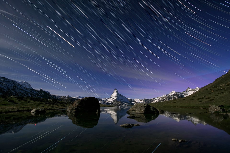 Svycarsko-Startrails_170607_maximum