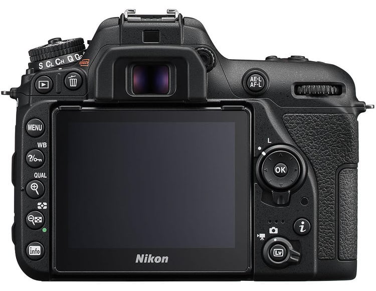 Nikon D7500 Review