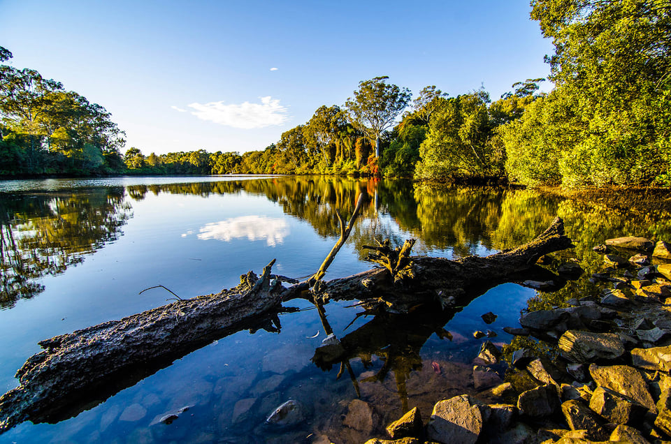 Lake-Landscape-Picture