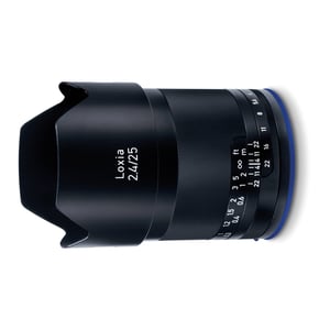 Zeiss Loxia 25mm f2.4