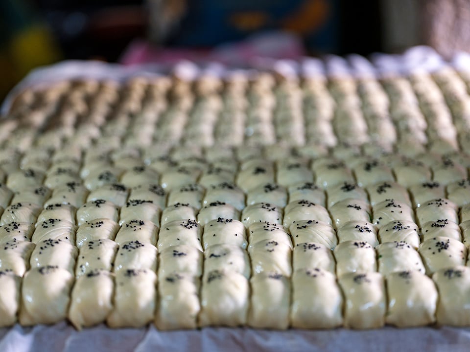 Uzbek somsa sambusa made in clay oven