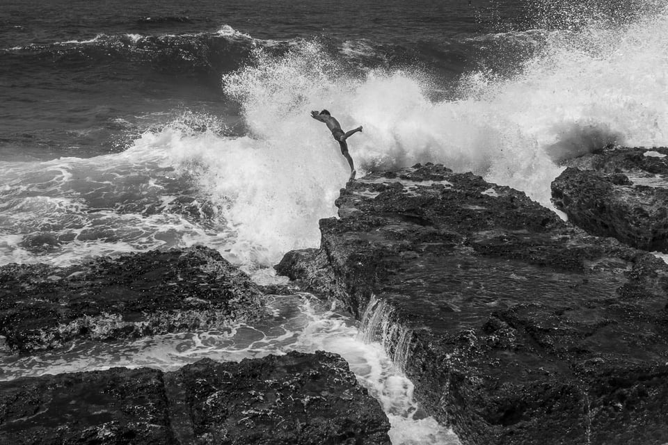 Cuba Water Jump Waves