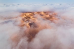 5 Liwa Desert Abu Dhabi with Fog