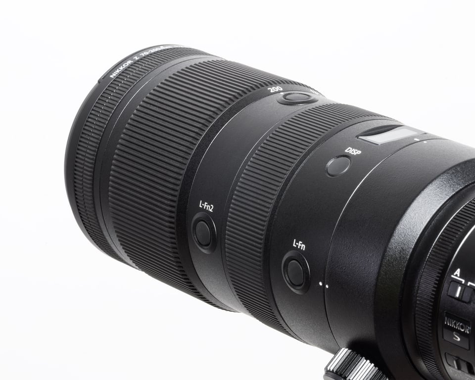 Nikon Z 70-200mm f2.8 VR S Side View and Fn Function Buttons