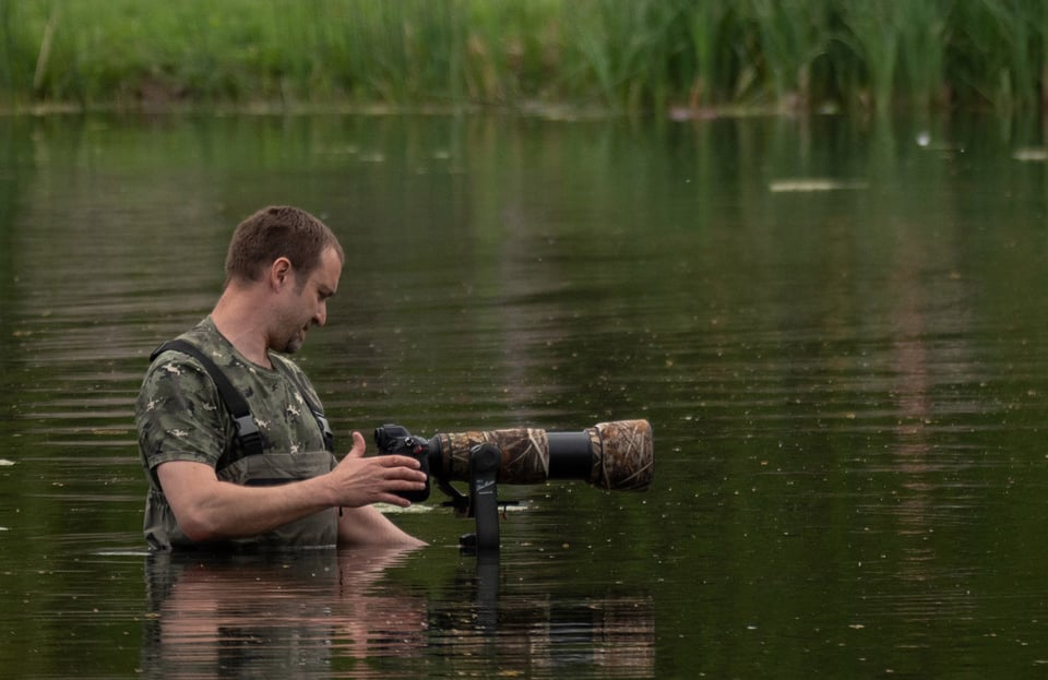 Lensmaster-RH2 and Peak Design Travel tripod