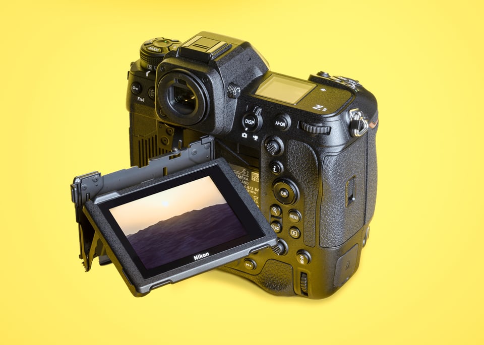 Nikon Z9 Tilt-Flip Articulating Dual Axis LCD Screen