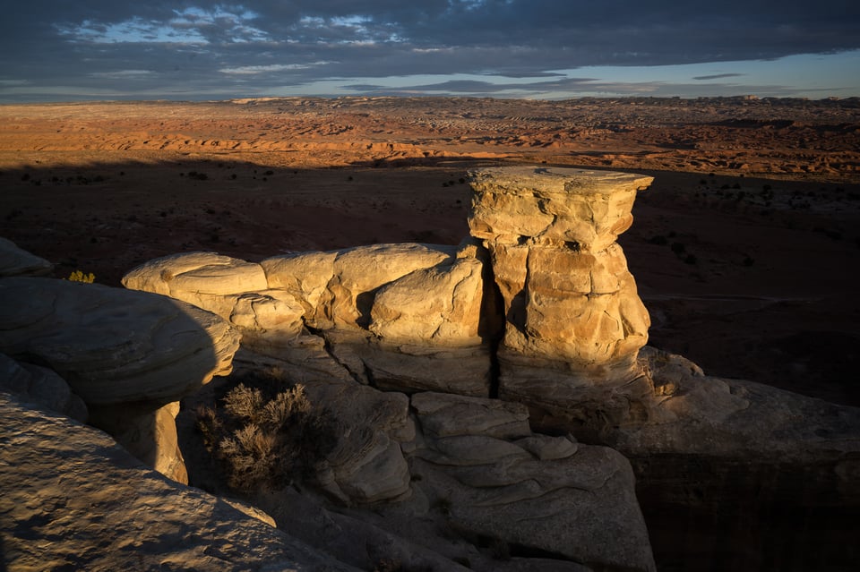Rock Formation with Sunset Light Nikon Z 28mm f2.8 Review