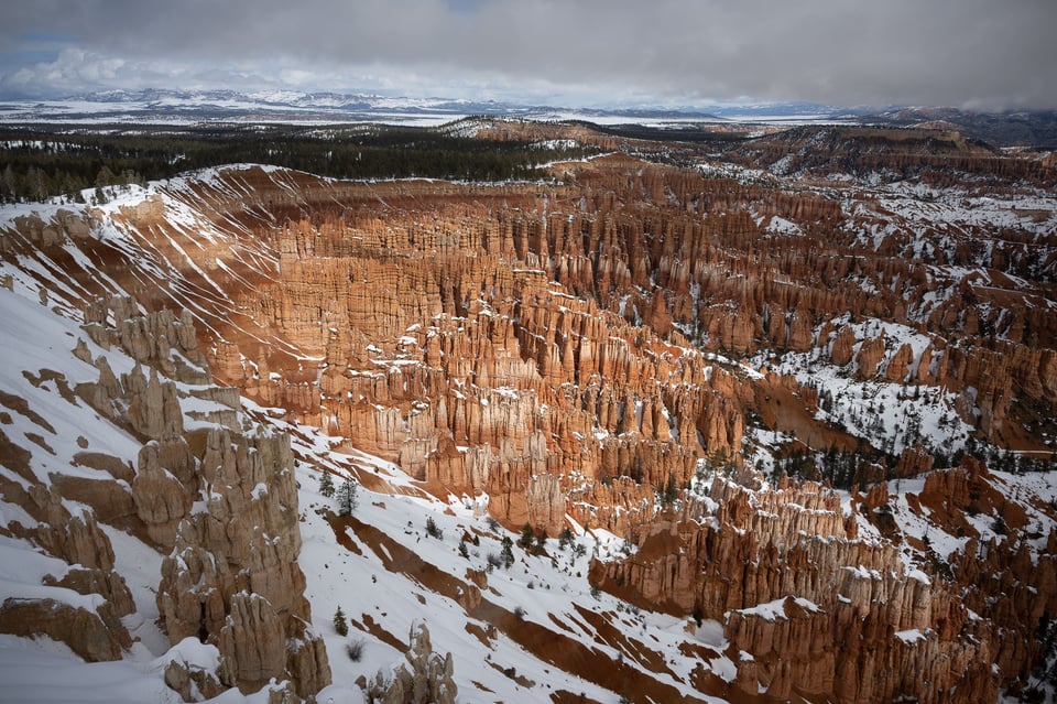 Nikon Z 26mm f2.8 at Overlook Bryce Canyon