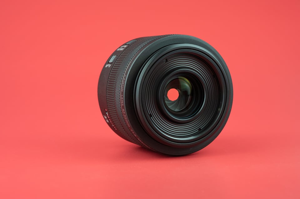 Canon RF 35mm f:1.8 Macro front element