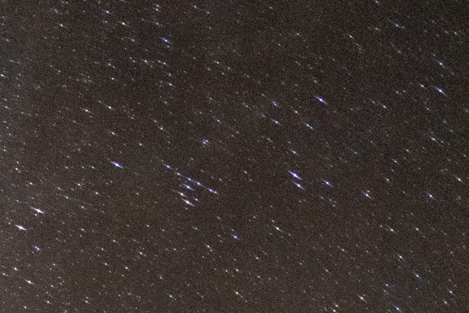 Canon RF 24mm f1.8 Macro Coma Crop Milky Way at f1.8
