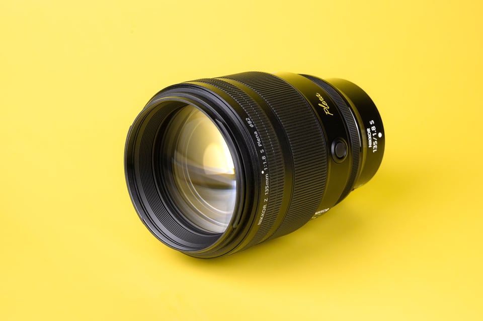 Nikon Z 135mm f1.8 Plena Product Photo