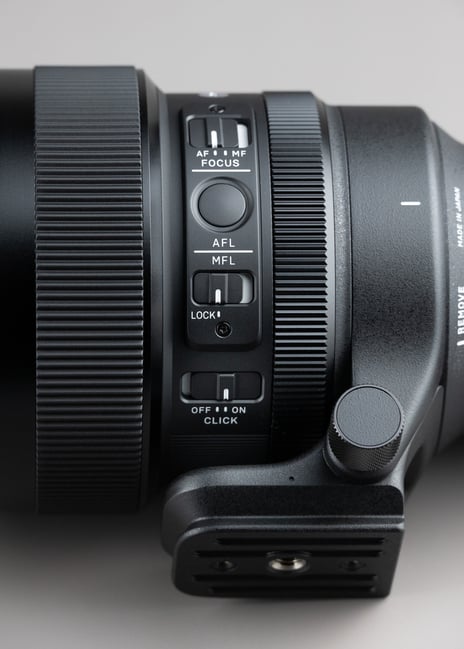 Product Photo Sigma 14mm f1.4 Art Buttons Switches and Controls