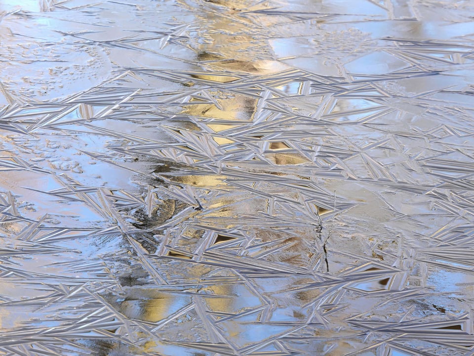Ice 2-Crystals