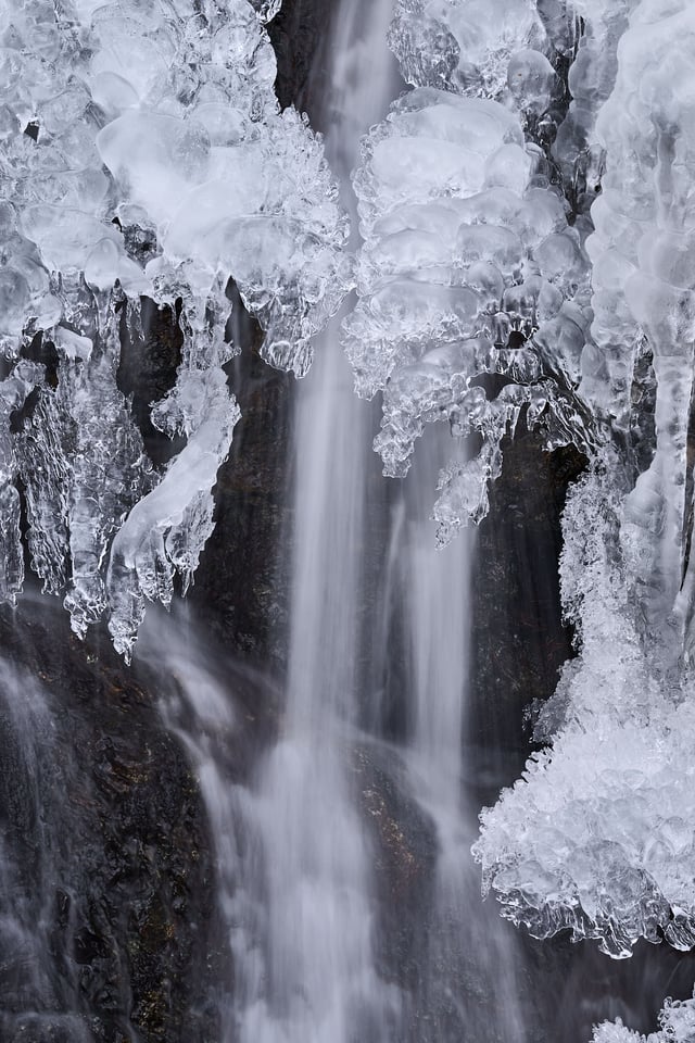 Frozen waterfall II