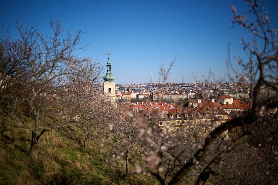 Nikon 35mm f1.2_sample images_Prague__DSC6385