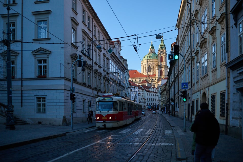 Nikon 35mm f1.2_sample images_Prague__DSC6771