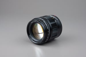 Voigtlander 75mm f1.5 Product Photo-00002