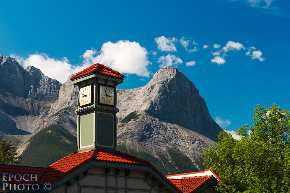 Downtown-Canmore-Clock-&-Mountains