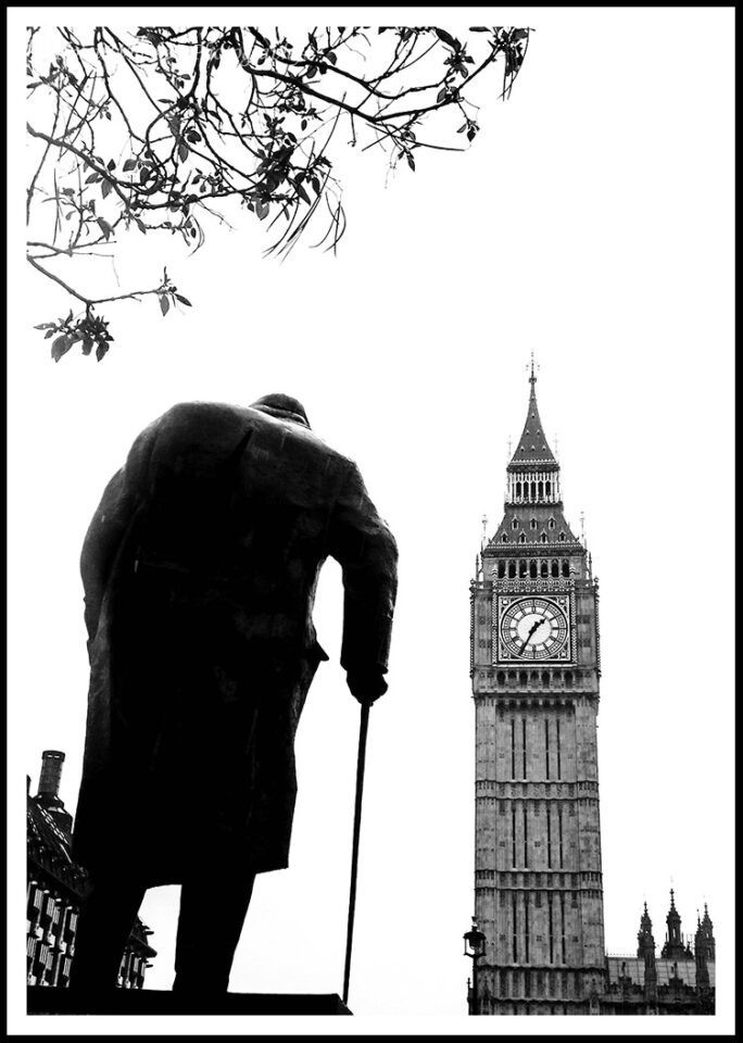 4 Churchill Statue London