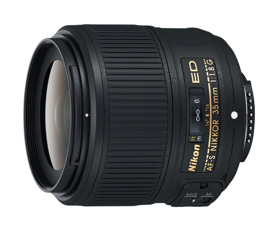 Nikon 35mm f/1.8G ED Review