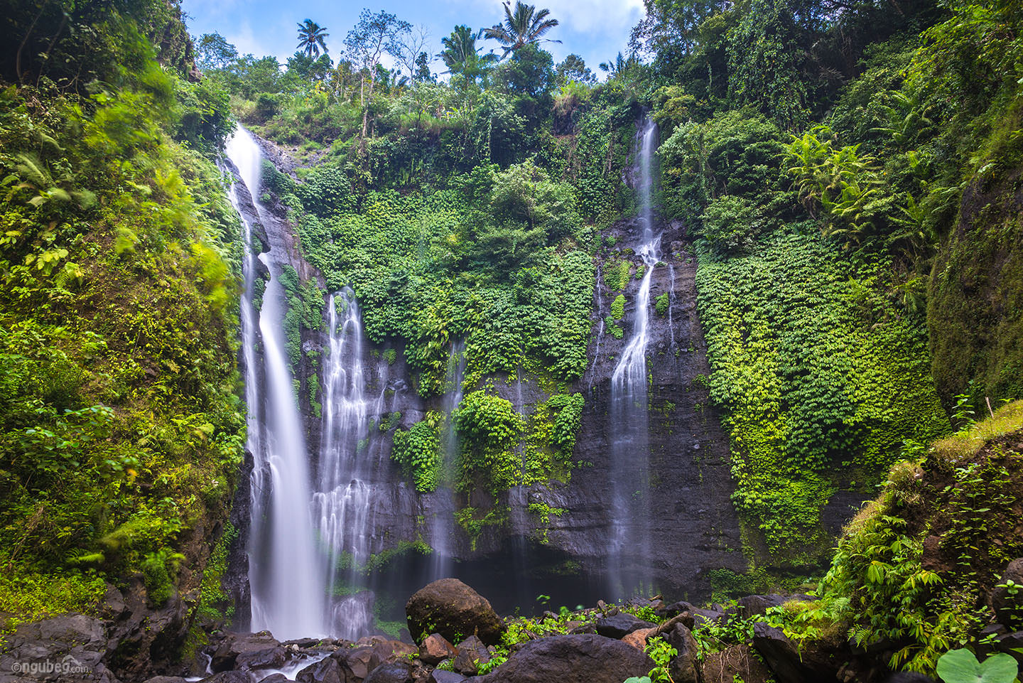 Sekumpul Waterfall - Best Photo Spots