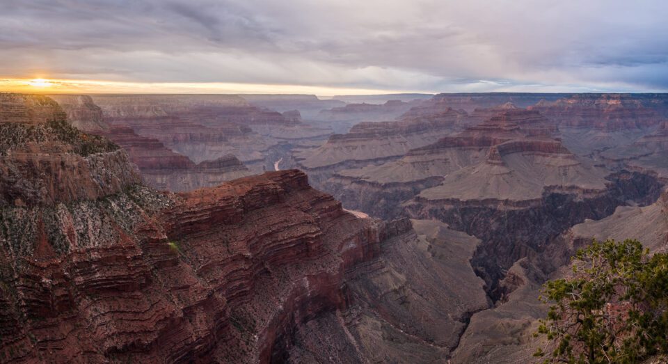 Verm-cylindrical2-Grand-Canyon-8973-2-HDR-2-Pano