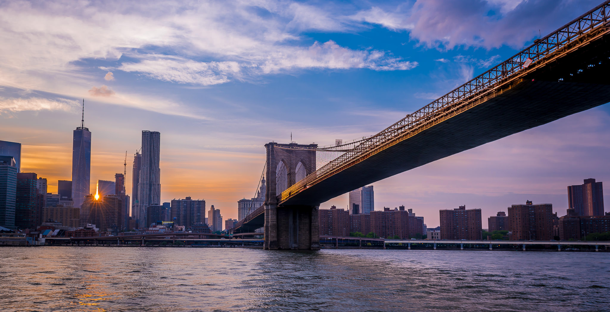 Sunset from Brooklyn Bridge - Best Photo Spots.