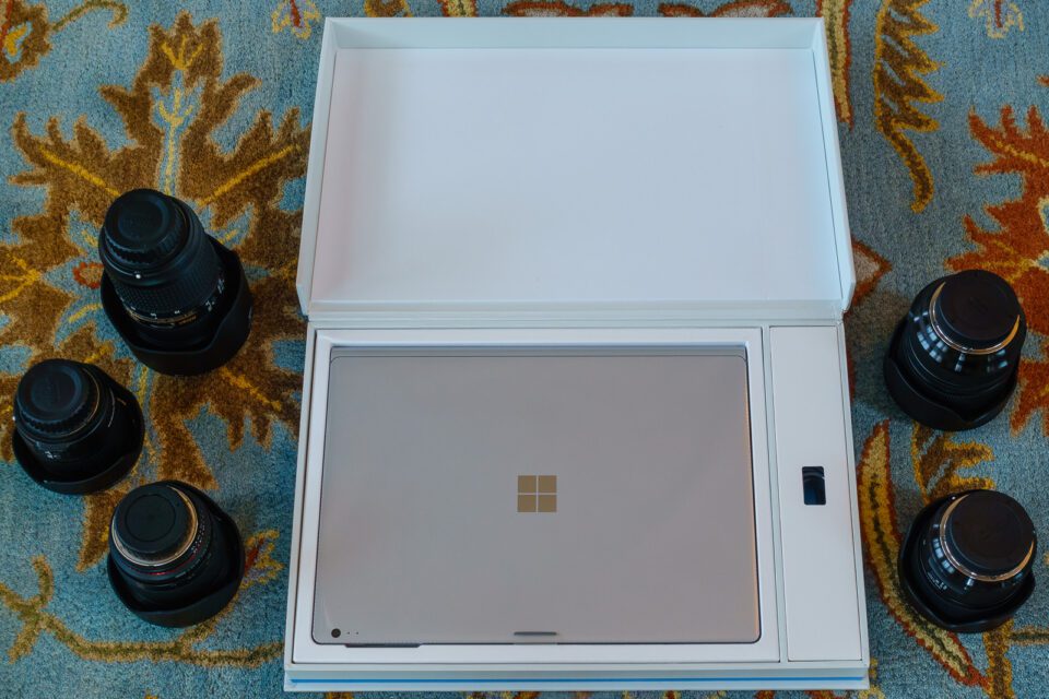 Surface Book Packaging