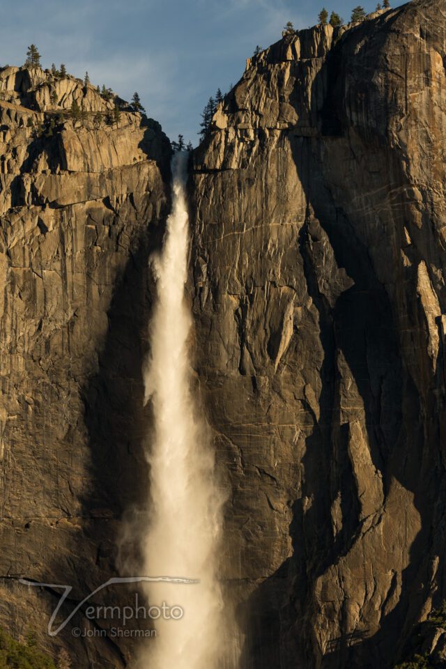 Verm-Upper-Yosemite-Falls-0908